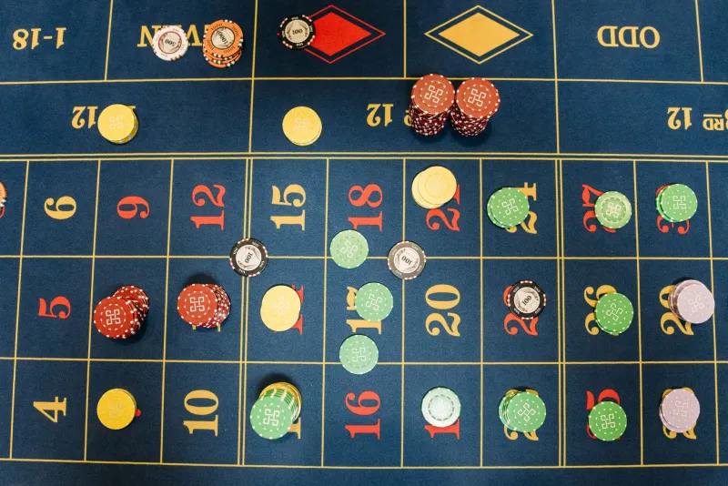 Scommesse Facili, Rischi Nascosti: Il Lato Oscuro dei Mercati Più Affollati